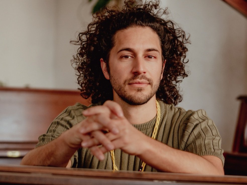 Bio — Emmet Cohen